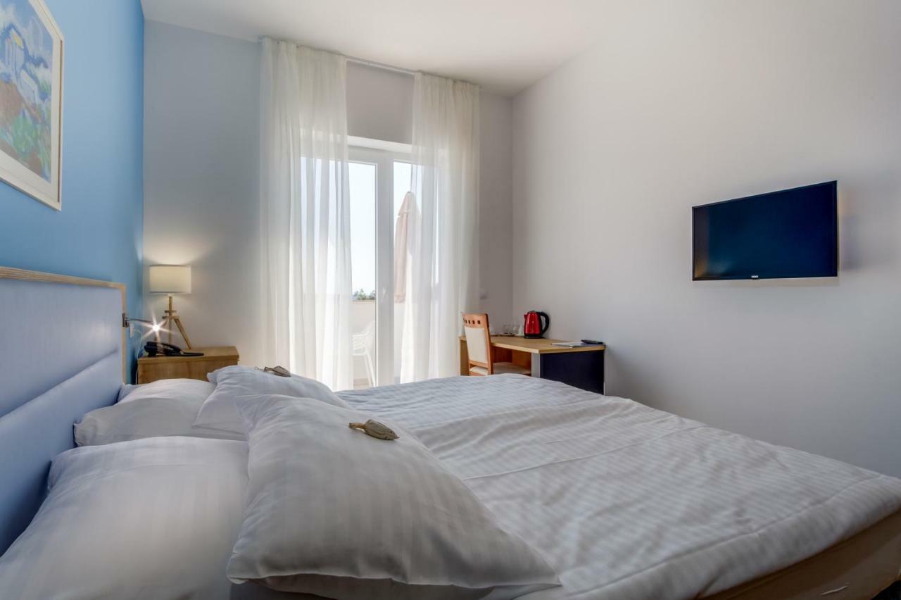 Hotel Manora ネレジネ エクステリア 写真